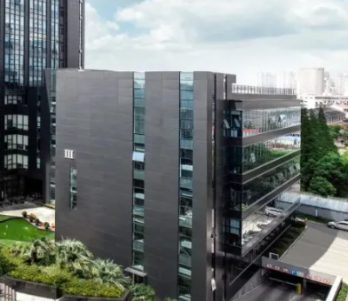 江苏隆迈矿业石榴石磨料在水刀切割中的应用优势与选型建议