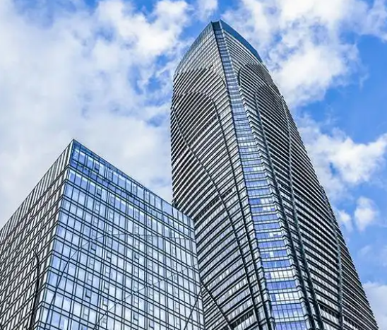 江苏隆迈矿业喷砂磨料在船舶除锈工艺中的技术参数解析